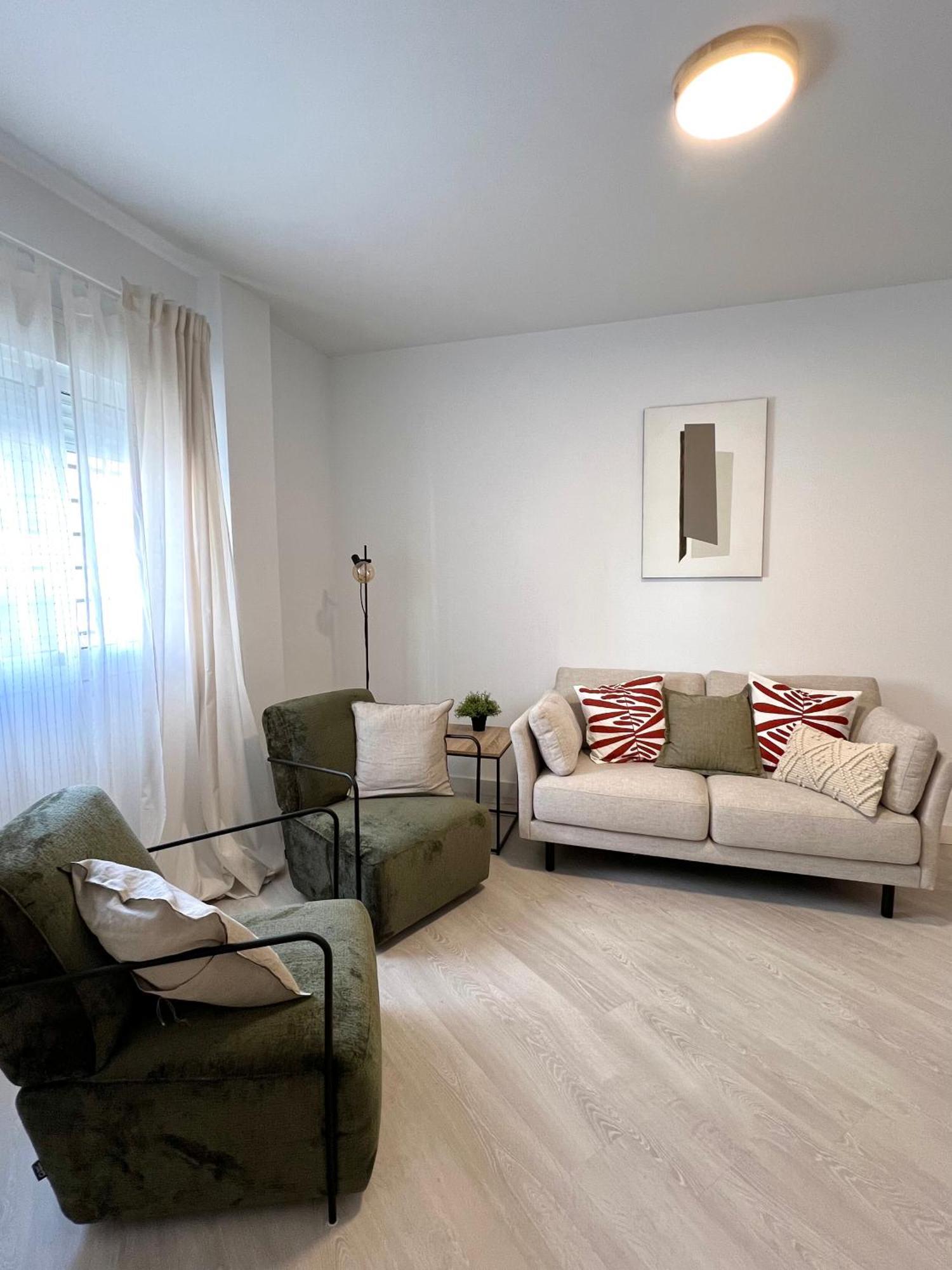 Amazing Apartment City Center - Optional Parking มาลากา ภายนอก รูปภาพ