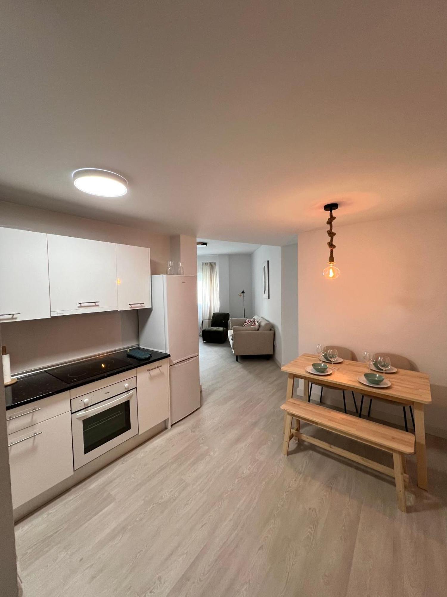 Amazing Apartment City Center - Optional Parking มาลากา ภายนอก รูปภาพ